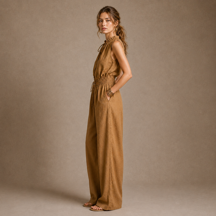 Nao | Kamelfarbener Rollkragen-Jumpsuit mit weitem Bein